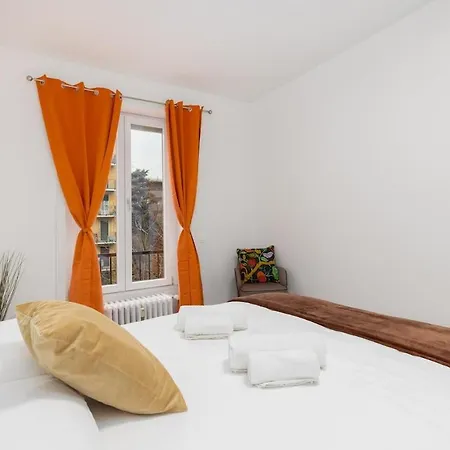 I San Siro I Steps To Metro, Ac & Free Wifi Apartment Milan