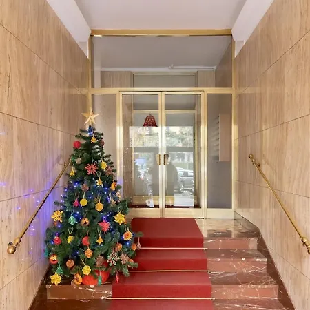 I San Siro I Steps To Metro, Ac & Free Wifi Apartment